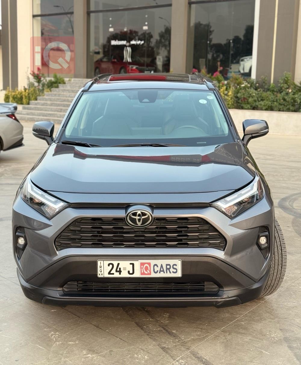 تۆیۆتا ڕاڤ 4